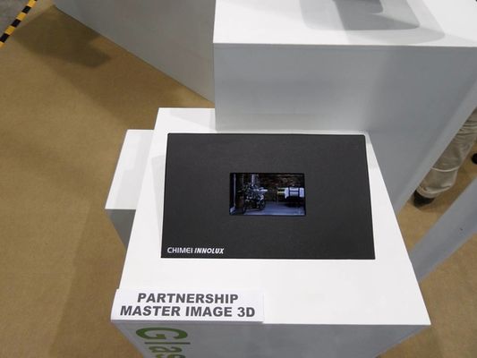 Первый в мире 4,3" 720p автостереоскопический 3D-дисплей от MasterImage 3D и CMI