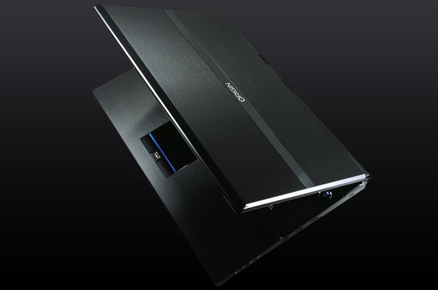 3D-ноутбук EON17-X