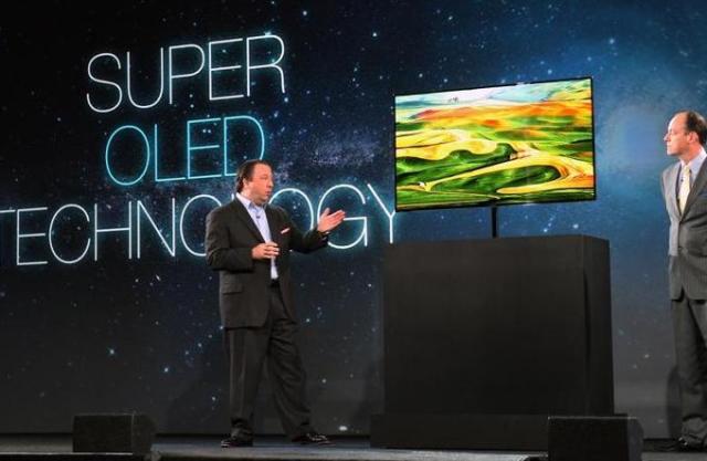 CES 2012: 3D-телевизор Samsung Super OLED с фирменной технологией Smart Interaction