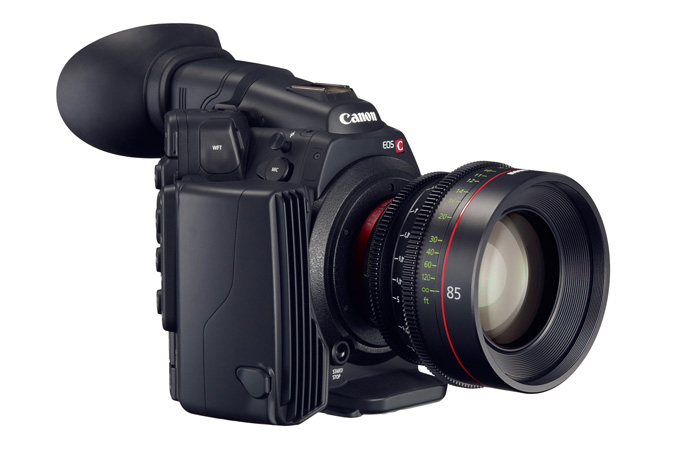 Canon EOS C500 с объективом
