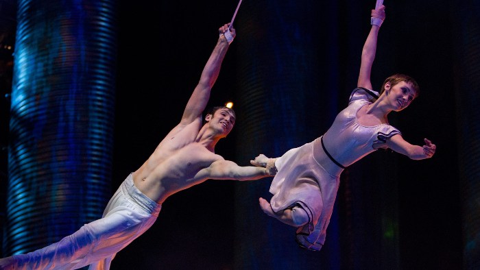 3D-фильм «Цирк Солнца покоряет мир» (Cirque du Soleil: Worlds Away)