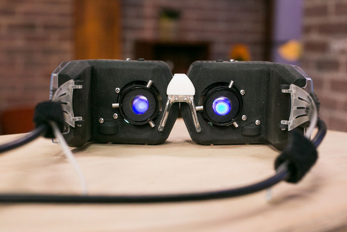 Прототип очков от Avegant: виртуальная реальность на сетчатке глаза