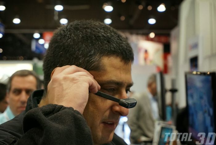 CES 2014: «умные» очки дополненной реальности Vuzix M100 Smart Glasses