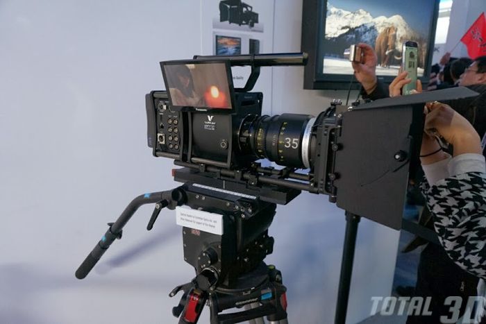 CES 2014: прототип камеры 4K Varicam и 4K-монитор BT-4LH310 от Panasonic