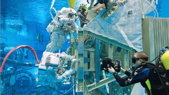 Документальная лента «Встреча в космосе»: из жизни астронавтов в стерео 3D